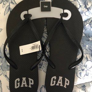 GAP Black Flip Flops